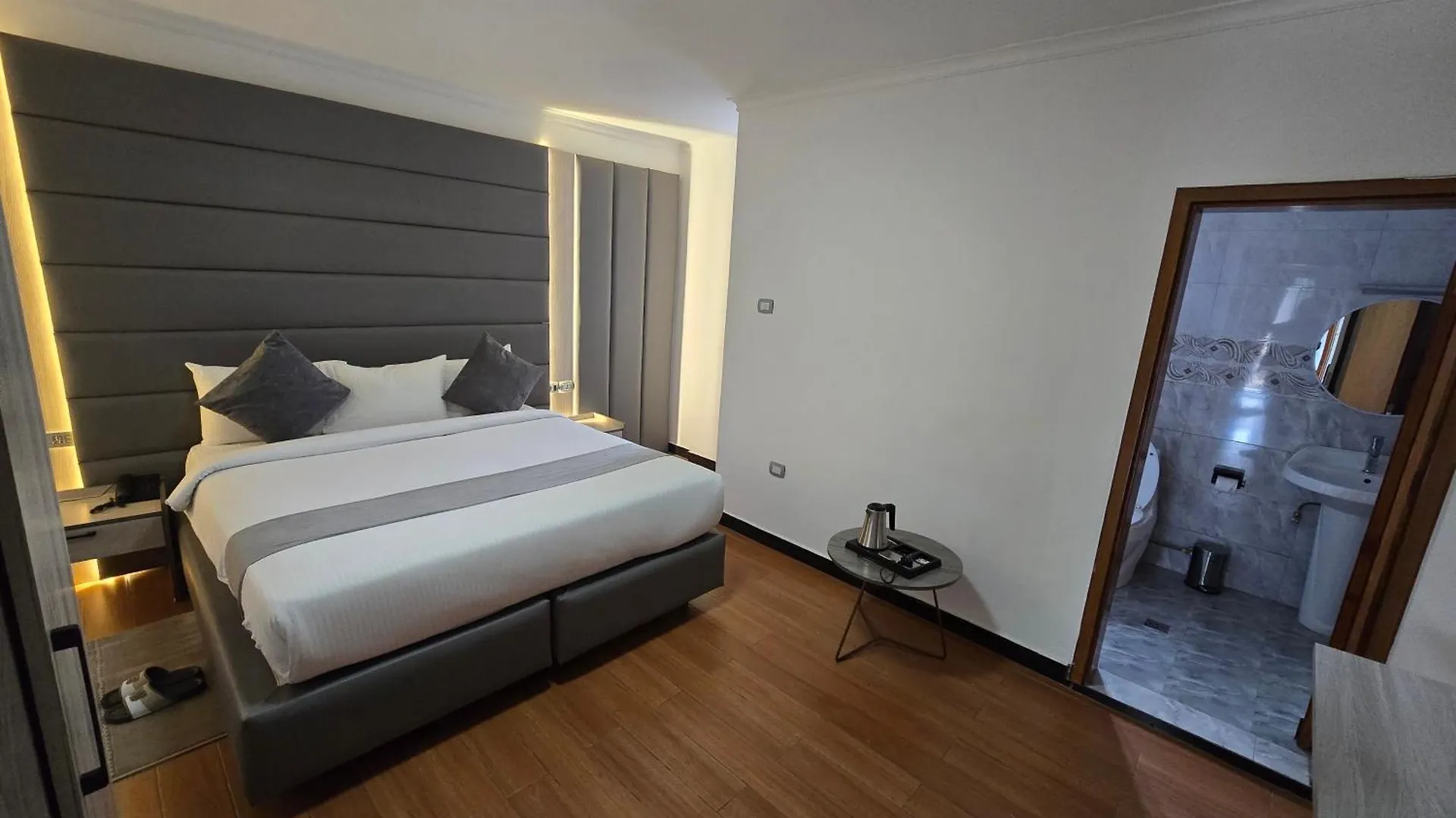 Hammer Luxury Guesthouse Addisz-Abeba Vendégház